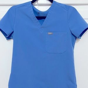 FIGS Ceil Blue XXS Catarina Top and XXS Petite High Waisted Zamora Jogger Pants